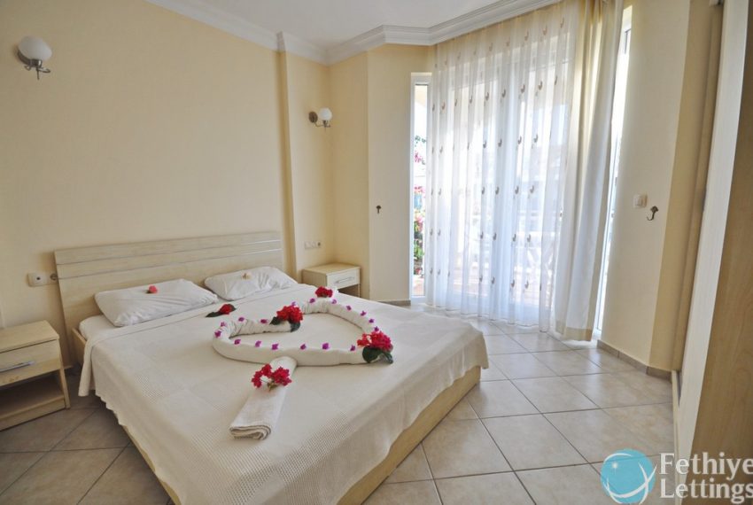 Beachfront Rent 5 Bedroom Private Villa in Fethiye - Fethiye Lettings 10