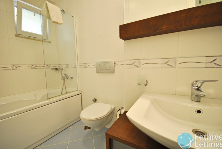 Beachfront Rent 5 Bedroom Private Villa in Fethiye - Fethiye Lettings 16
