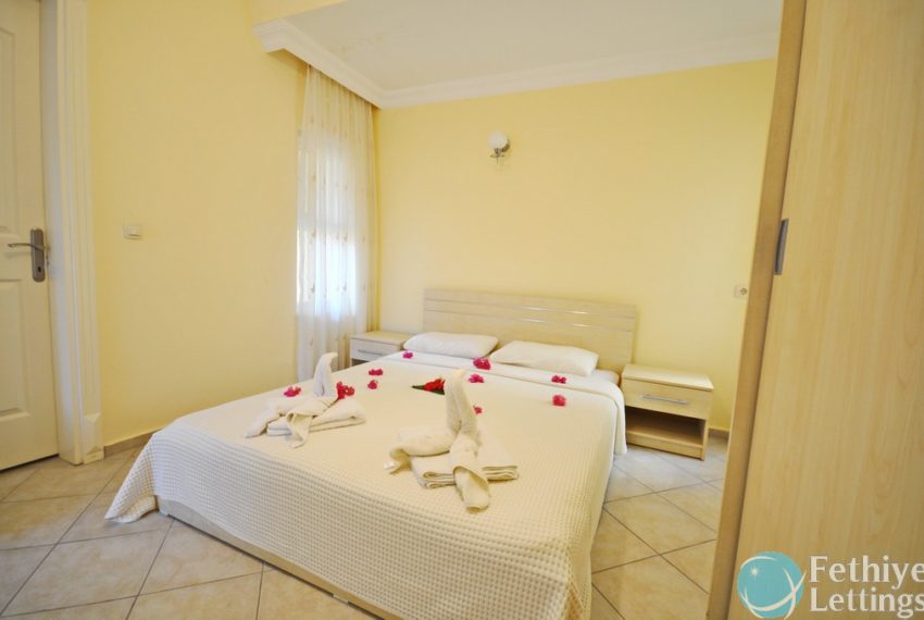 Beachfront Rent 5 Bedroom Private Villa in Fethiye - Fethiye Lettings 17
